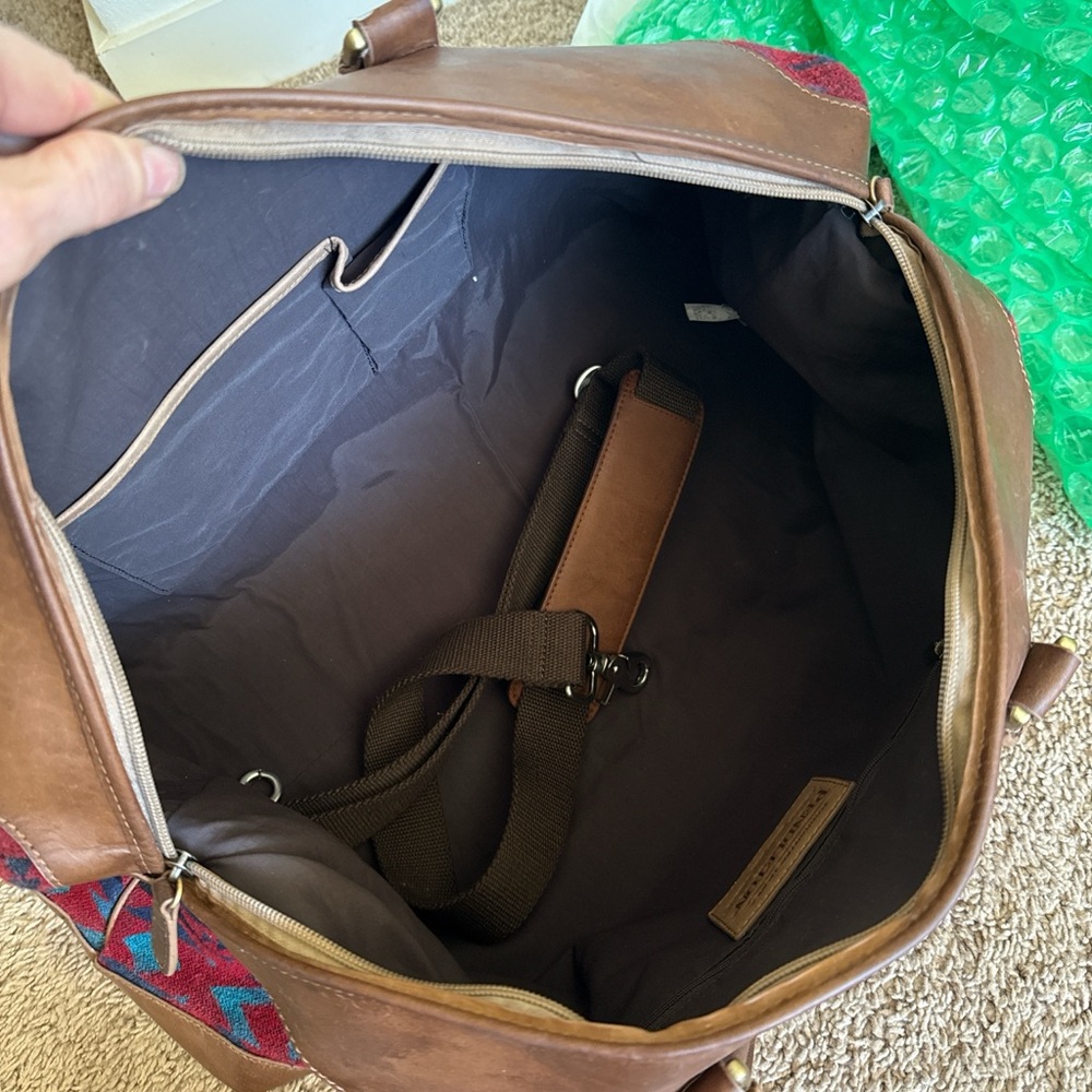 Pendleton Red and Brown Leather Trim Duffel Bag - Picture 8 of 9
